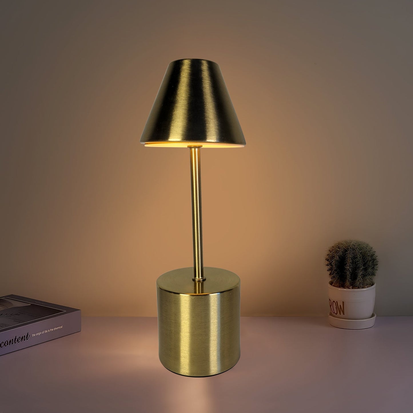 Rechargeable Retro-Style Longneck Metal Touch Lamps Perfect for Restaurants and Home Decor