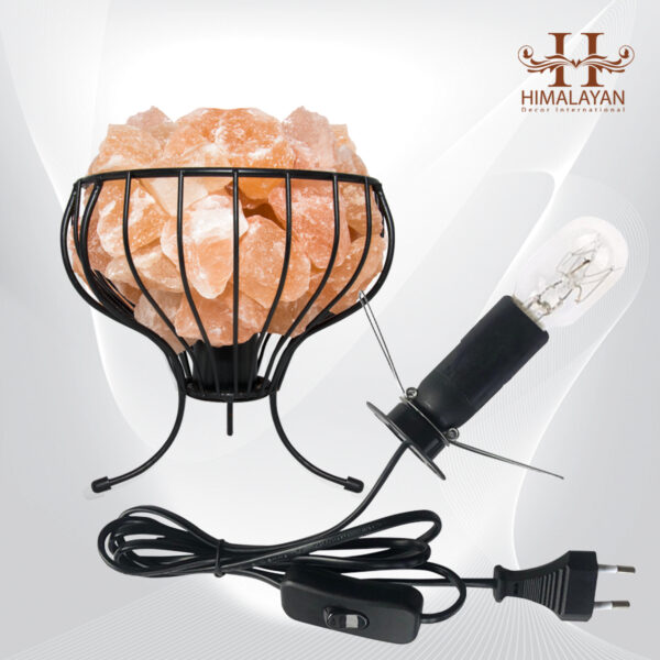 Flower Shape Metal Basket Lamp with Rock Salt Chunks