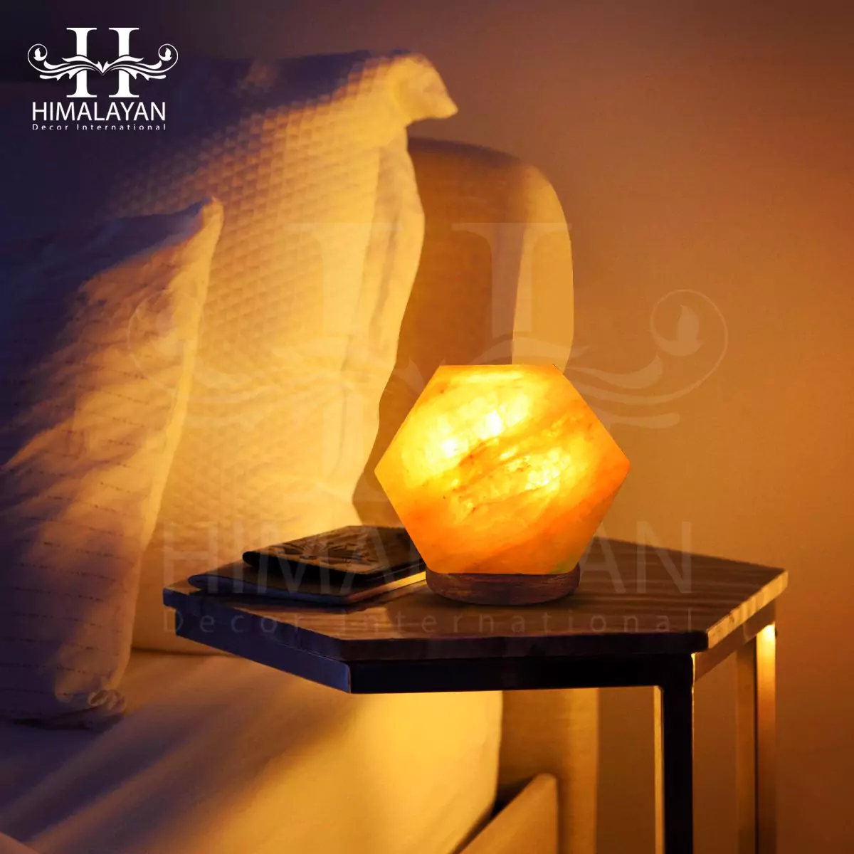Diamond Shape Crystal Salt Lamp